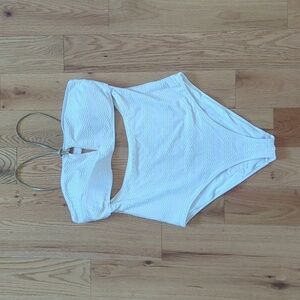 Aerie. Cutout One-Piece Cheeky Cutout Swimsuit.  Size XL.